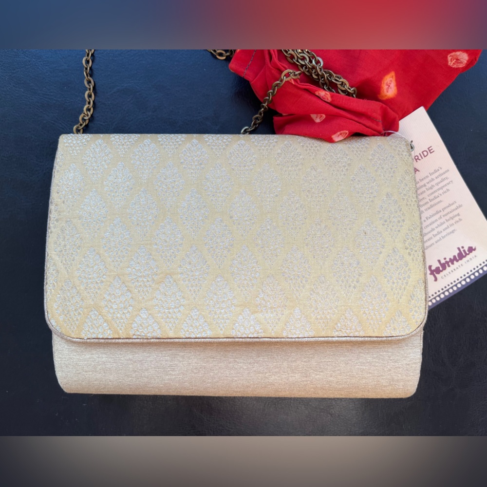 NWT FabIndia Silky Gold Brocade Zari Clutch Purse Bag & Bronze Handle Dust cover